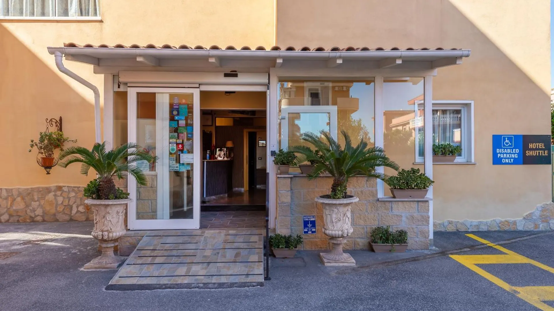 Hotel De La Ville Relais Fiumicino 3*,  Italien